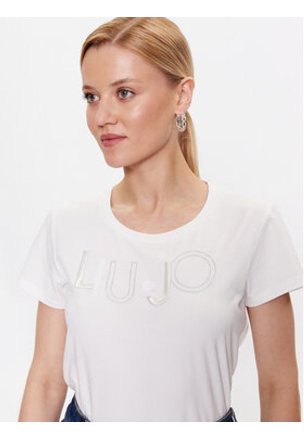 Liu Jo Sport T-Shirt TF3084 J0088 Écru Regular Fit. Materiał: bawełna. Styl: sportowy