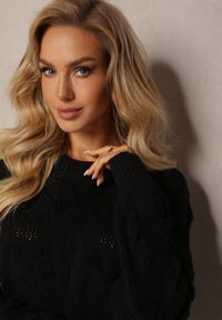 Renee - Czarny Sweter z Wełną i Bawełną z Pluszowymi Wstawkami Alrua. Kolor: czarny. Materiał: bawełna, wełna. Sezon: zima