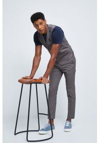 medicine - Medicine spodnie męskie kolor brązowy dopasowane. Kolor: brązowy. Materiał: tkanina #4