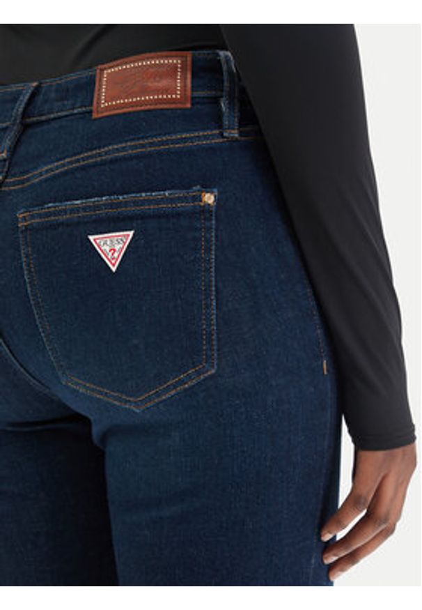 Guess Jeansy W6RA0L D6881 Granatowy. Kolor: niebieski