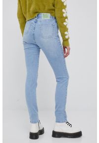 LABELLAMAFIA - LaBellaMafia jeansy damskie high waist. Stan: podwyższony. Kolor: niebieski #2