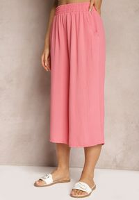 Renee - Różowe Spodnie Palazzo z Gumką w Talii i Długością Nogawki 3/4 Moolia. Kolekcja: plus size. Kolor: różowy. Materiał: materiał #3