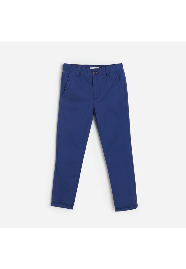 Reserved - Bawełniane spodnie chino - Granatowy. Kolor: niebieski. Materiał: bawełna