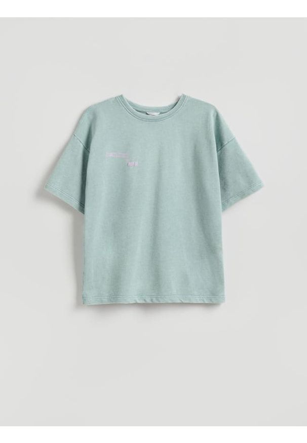 Reserved - Luźny t-shirt z nadrukiem - miętowy. Kolor: miętowy. Materiał: bawełna. Wzór: nadruk