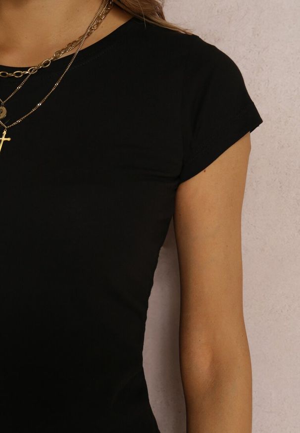Renee - Czarny T-shirt Nephegenia. Kolor: czarny. Materiał: bawełna, jeans. Długość: krótkie. Wzór: jednolity. Styl: klasyczny
