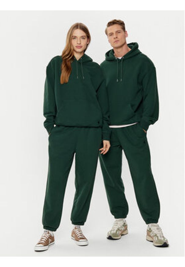 Converse Spodnie dresowe Unisex Gold Standard 10025915-A08 Zielony Loose Fit. Kolor: zielony. Materiał: bawełna