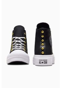 Converse trampki Chuck Taylor All Star Lift damskie kolor czarny A05453C. Nosek buta: okrągły. Zapięcie: sznurówki. Kolor: czarny. Materiał: guma. Obcas: na platformie. Styl: klasyczny #6