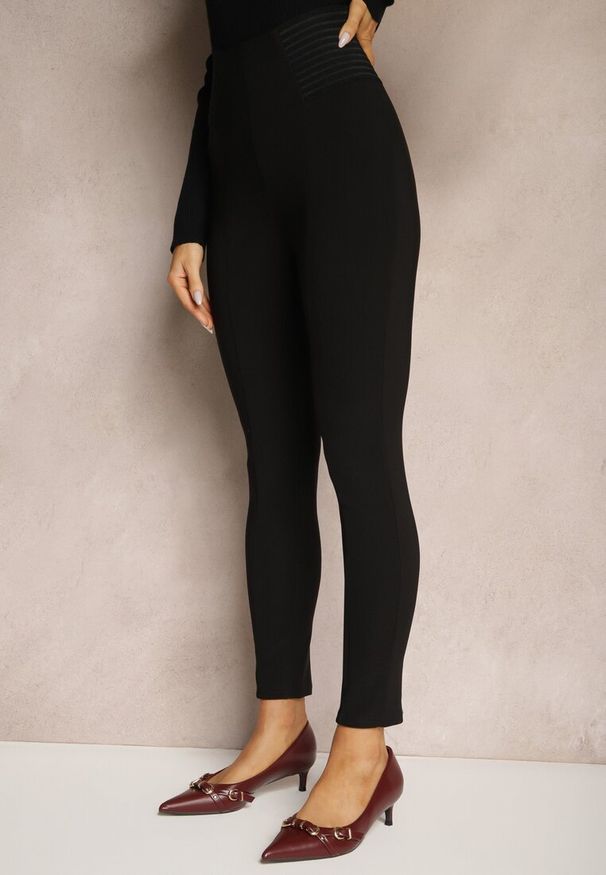 Renee - Czarne Casualowe Legginsy Bawełniane High Waist Riekana. Okazja: na co dzień. Stan: podwyższony. Kolor: czarny. Materiał: bawełna. Styl: casual