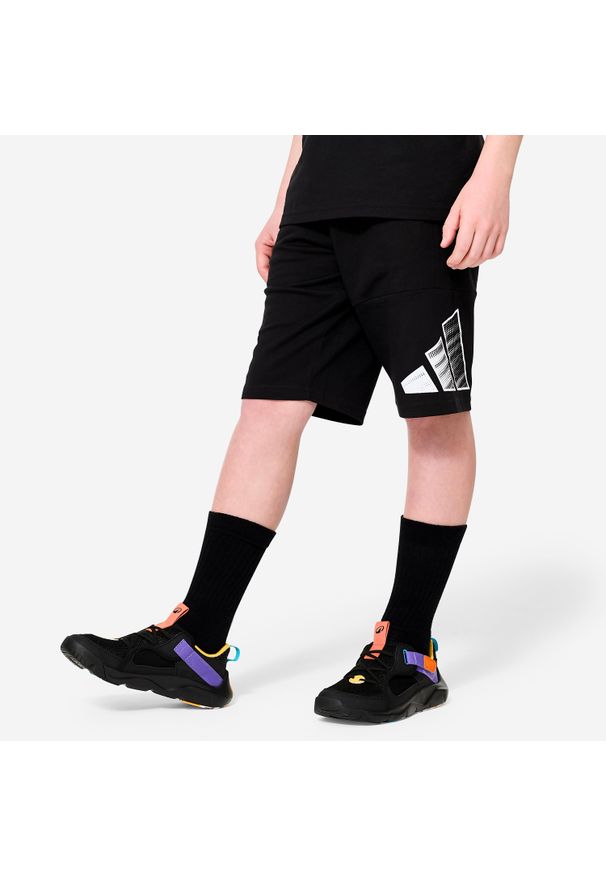 Adidas - Spodenki sportowe dla dzieci ADIDAS. Kolor: czarny. Materiał: bawełna, włókno, materiał. Styl: sportowy