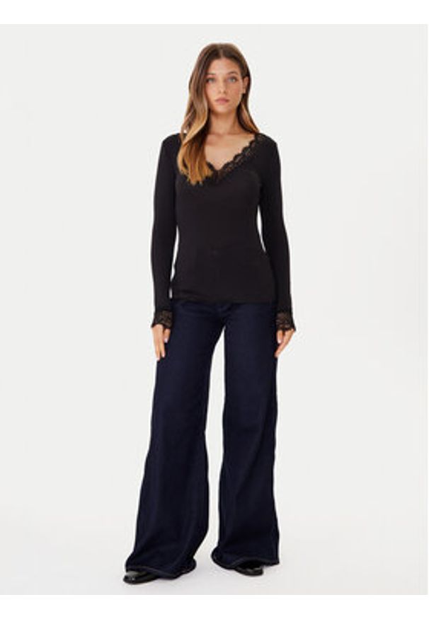 Vero Moda Bluzka Skye 10339843 Czarny Slim Fit. Kolor: czarny