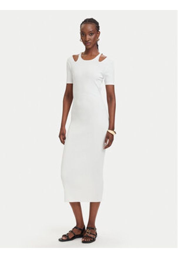 Fracomina Sukienka dzianinowa FJ26SD5001K56501 Kremowy Slim Fit. Kolor: kremowy. Materiał: syntetyk