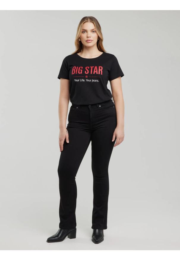 Big-Star - Koszulka damska o klasycznym kroju czarna Brunona 906. Kolor: czarny. Materiał: bawełna, jeans. Wzór: aplikacja, nadruk. Styl: klasyczny