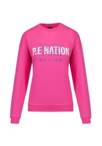 PE Nation - Bluza P.E NATION UNITY SWEAT. Okazja: na co dzień. Kolor: różowy. Materiał: bawełna, materiał. Wzór: nadruk, aplikacja. Styl: casual #1