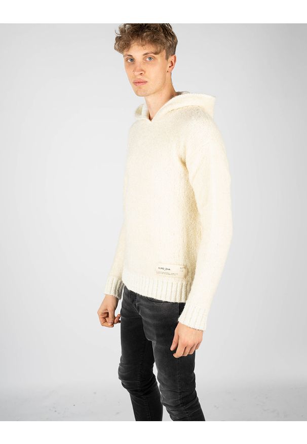 Takeshy Kurosawa Sweter "Boucle" | 83084 | Hoody Boucle | Mężczyzna | Kremowy. Okazja: na co dzień. Typ kołnierza: kaptur. Kolor: kremowy. Materiał: akryl, wełna. Wzór: aplikacja. Styl: casual