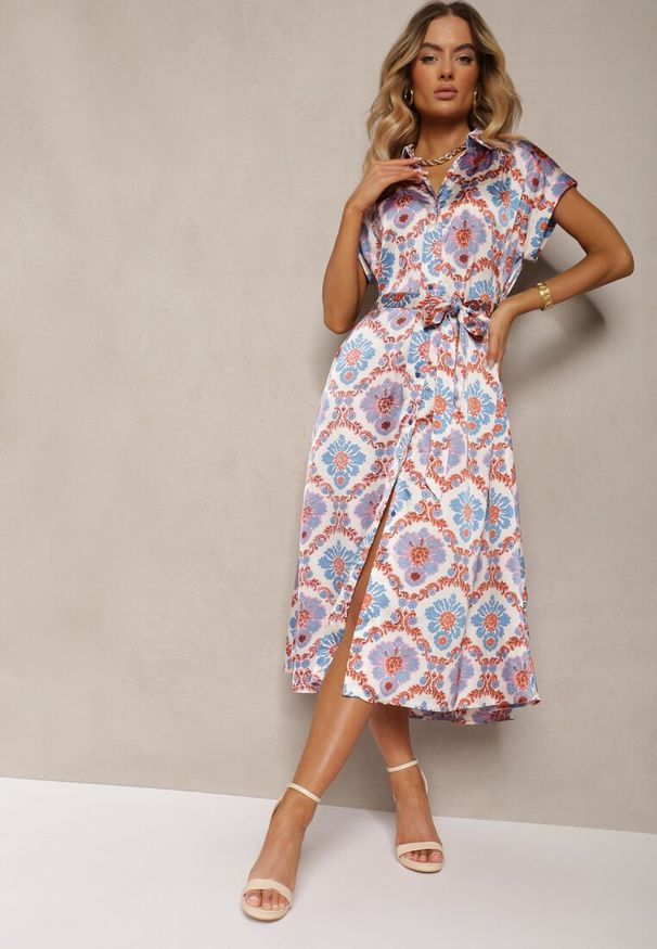 Renee - Niebiesko-Różowa Rozkloszowana Sukienka Boho z Wiskozą o Koszulowym Kroju Ozdobiona Paskiem Josofia. Kolor: niebieski. Materiał: wiskoza. Wzór: aplikacja. Sezon: lato. Typ sukienki: koszulowe. Styl: boho