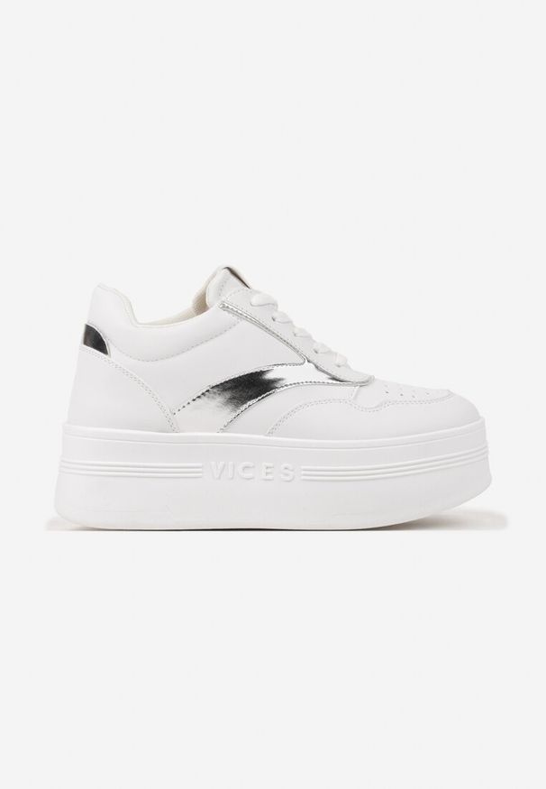 Born2be - Biało-Srebrne Sneakersy Vices na Grubej Podeszwie Ozdobione Metaliczną Wstawką Nelarwyn. Okazja: na co dzień. Zapięcie: sznurówki. Kolor: biały. Materiał: jeans. Wzór: aplikacja