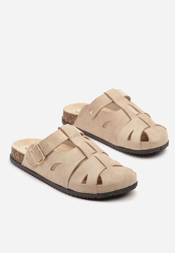 Born2be - Beżowe Klapki Chodaki z Przeplatanymi Paskami i Wycięciami Paroti. Okazja: na co dzień. Kolor: beżowy. Wzór: paski. Obcas: na obcasie. Styl: elegancki, casual. Wysokość obcasa: niski