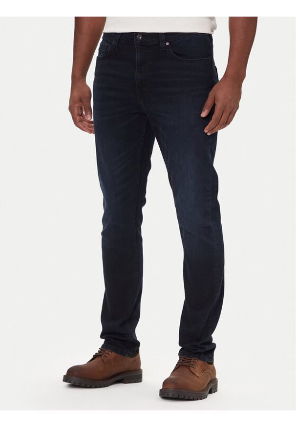 Mustang Jeansy Vegas 1016796 Granatowy Slim Fit. Kolor: niebieski