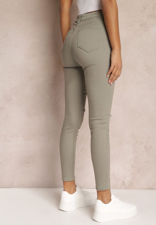 Renee - Ciemnobeżowe Jeansy Skinny z Wysokim Stanem Yholo. Stan: podwyższony. Kolor: beżowy. Styl: klasyczny