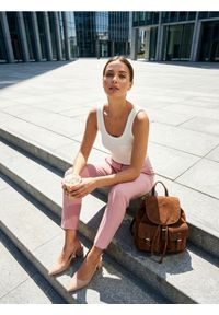 Sinsay - Spodnie cygaretki - różowy. Kolor: różowy