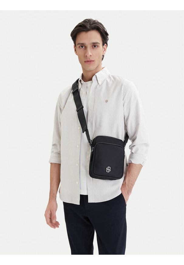 BOSS Saszetka 50523462 Granatowy. Kolor: niebieski. Materiał: materiał