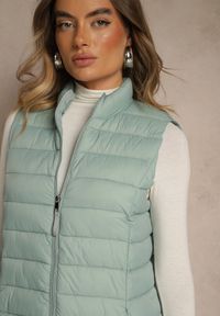 Renee - Jasnozielona Kamizelka Ozdobiona Pikowaniem Soellame. Okazja: na co dzień. Kolor: zielony. Wzór: aplikacja. Styl: street, casual #5