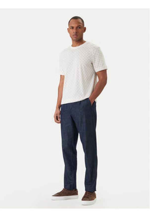 JOOP! T-Shirt Victormanuel 30101945 Écru Regular Fit. Kolor: kremowy. Materiał: bawełna