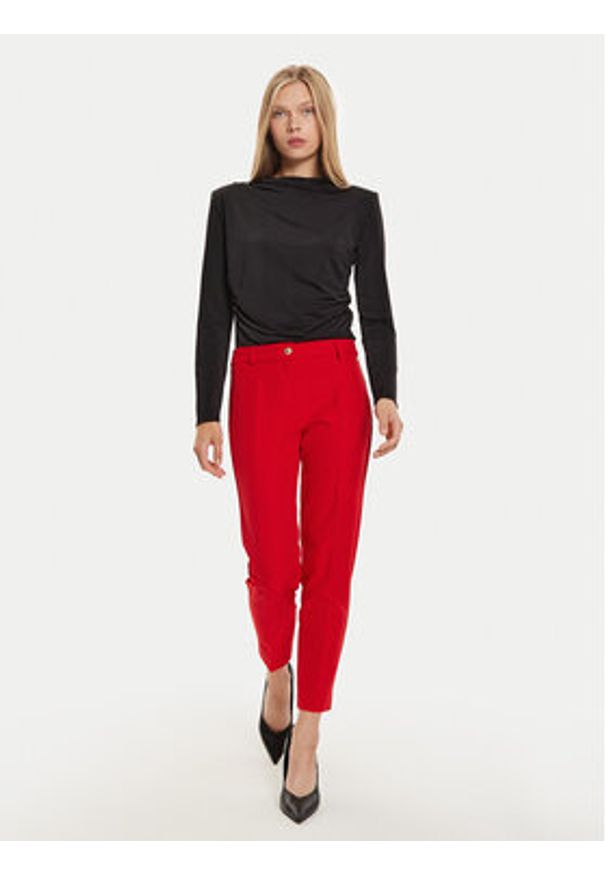Maryley Spodnie materiałowe 24IB52Z/M19/43MA Czerwony Regular Fit. Kolor: czerwony. Materiał: syntetyk