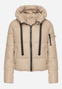 Born2be - Beżowa Pikowana Kurtka Puffer z Kapturem i Ozdobnymi Taśmami Relania. Okazja: na co dzień, na spacer. Typ kołnierza: kaptur. Kolor: złoty. Materiał: poliester, skóra, dzianina. Styl: casual #5