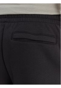 Under Armour Szorty sportowe UA Icon Fleece 1380377 Czarny Regular Fit. Kolor: czarny. Materiał: bawełna. Styl: sportowy #4