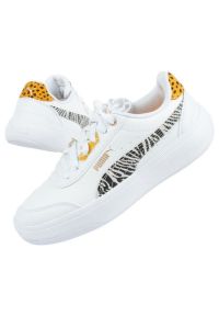 Buty sportowe Puma Tori Safari W 384933 01 białe. Okazja: na co dzień. Zapięcie: sznurówki. Kolor: biały. Materiał: materiał, syntetyk. Wzór: motyw zwierzęcy #2