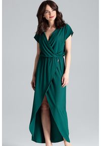Lenitif - Długa asymetryczna sukienka na gumce kopertowy dekolt zielona. Typ kołnierza: dekolt kopertowy. Kolor: zielony. Typ sukienki: asymetryczne, kopertowe. Długość: maxi #1