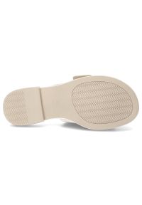 Beżowe Klapki S.Barski Wygodne Obuwie Damskie. Okazja: na co dzień. Kolor: beżowy. Materiał: skóra. Sezon: lato. Styl: casual, elegancki