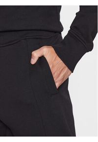 Versace Jeans Couture Spodnie dresowe 75GAAT01 Czarny Regular Fit. Kolor: czarny. Materiał: bawełna, dresówka #5