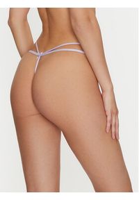 Hunkemöller Stringi Lillia 205400 Fioletowy. Kolor: fioletowy. Materiał: syntetyk