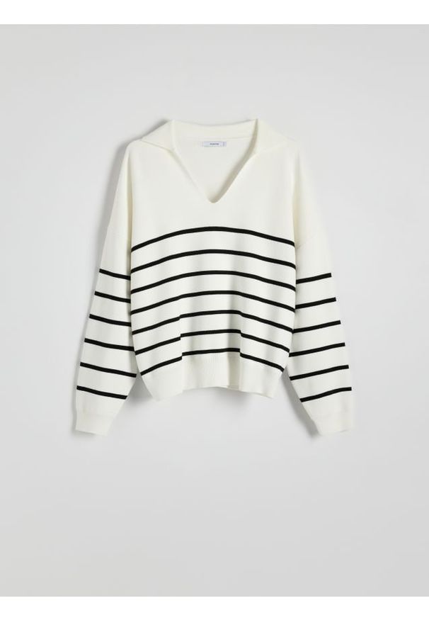 Reserved - Sweter oversize - złamana biel. Materiał: dzianina, wiskoza