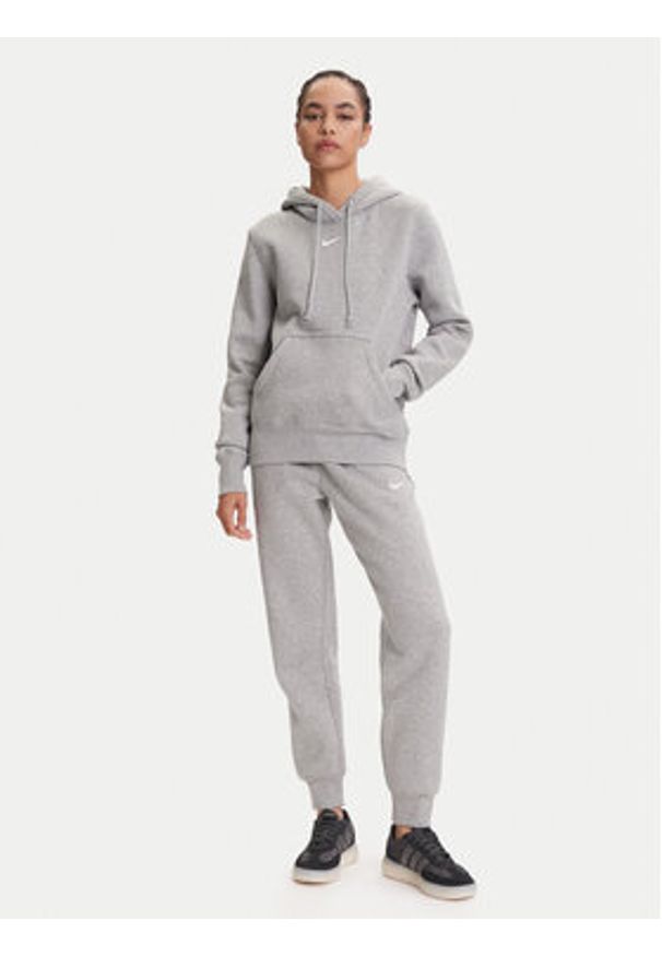 Nike Bluza HF6839 Szary Relaxed Fit. Kolor: szary. Materiał: bawełna