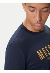 Mustang Longsleeve Asheville 1016873 Granatowy Regular Fit. Kolor: niebieski. Materiał: bawełna. Długość rękawa: długi rękaw #2