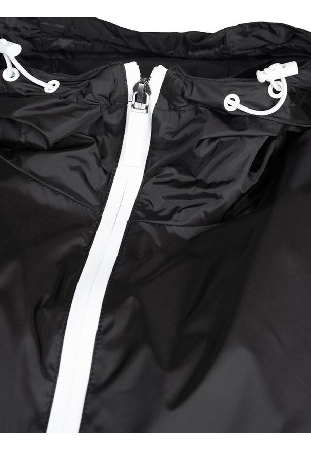 Invicta Kurtka | 4431760 | Mężczyzna | Czarny, Biały. Okazja: na co dzień. Typ kołnierza: kaptur. Kolor: czarny, biały, wielokolorowy. Materiał: poliamid. Wzór: aplikacja. Styl: casual