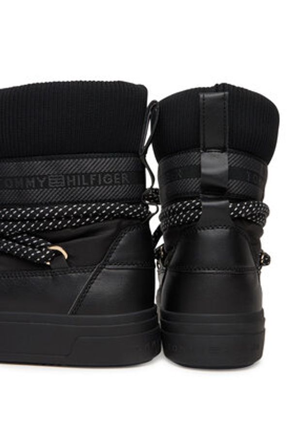 TOMMY HILFIGER - Tommy Hilfiger Śniegowce Snow Boot Water Repellent FW0FW09260 Czarny. Kolor: czarny. Materiał: materiał