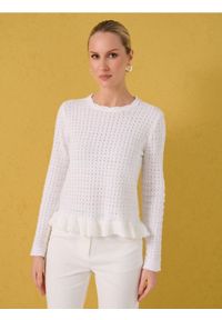 Sinsay - Ażurowy sweter z ozdobną falbanką - kremowy. Kolor: kremowy. Wzór: ażurowy #1