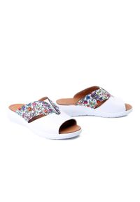 Comfortabel - COMFORTABEL 700931-03 weiss, klapki damskie. Kolor: biały. Materiał: skóra. Obcas: na koturnie #1