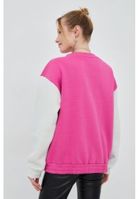 Local Heroes bluza damska kolor różowy z aplikacją. Kolor: różowy. Materiał: dzianina. Wzór: aplikacja #6