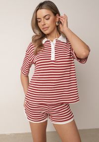 Born2be - Beżowo-Czerwony Dzianinowy Komplet Oversize w Paski Koszulka Polo i Szorty Tesanore. Kolor: beżowy. Materiał: dzianina. Wzór: paski #1