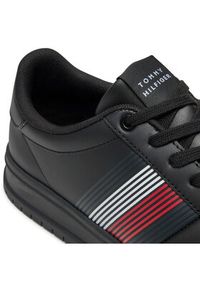 TOMMY HILFIGER - Tommy Hilfiger Sneakersy Supercup Lth Seasonal FM0FM05129 Czarny. Kolor: czarny. Materiał: skóra