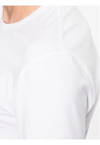 Guess Longsleeve M2YI28 J1314 Biały Slim Fit. Kolor: biały. Materiał: bawełna. Długość rękawa: długi rękaw #4