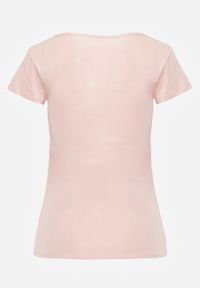 Born2be - Jasnoróżowy T-shirt Aerippe. Kolor: różowy. Materiał: bawełna, jeans, dzianina. Długość rękawa: krótki rękaw. Długość: krótkie. Wzór: aplikacja, gładki. Styl: klasyczny #7