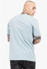 TAPOUT - Luźny T-shirt Tapout Throper. Kolor: niebieski. Wzór: nadruk #2