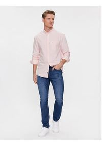Tommy Jeans Koszula Oxford DM0DM18335 Różowy Regular Fit. Kolor: różowy. Materiał: bawełna #2