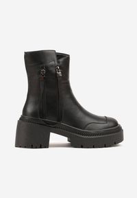 Born2be - Czarne Botki Vices na Słupku z Ozdobną Tasiemką Rivavie. Okazja: na co dzień. Kolor: czarny. Materiał: jeans. Obcas: na słupku. Styl: casual, elegancki #5
